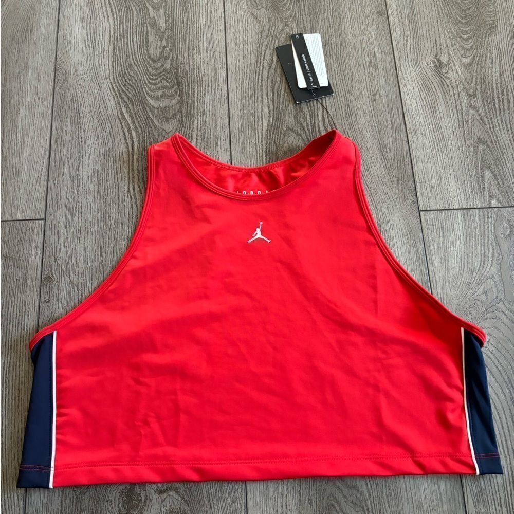 Jordan woman slim fit crop top very soft and comfortable
